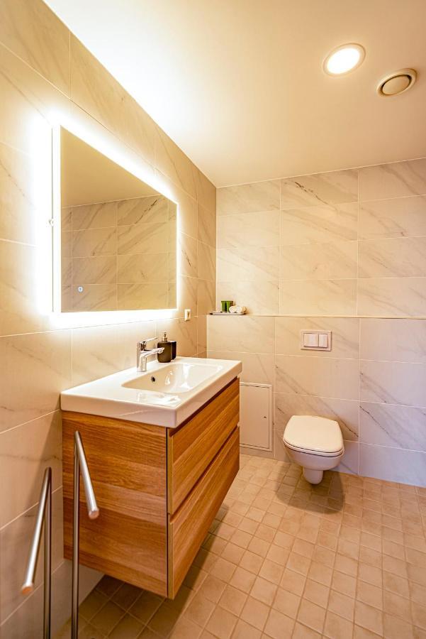 Artisa Riia Str 22A Luxury Apartment تارتو المظهر الخارجي الصورة